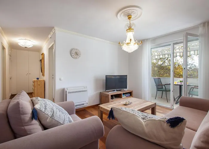 Break Apartament