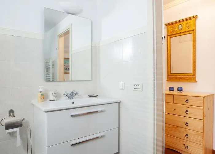 Break * Μακάρσκα