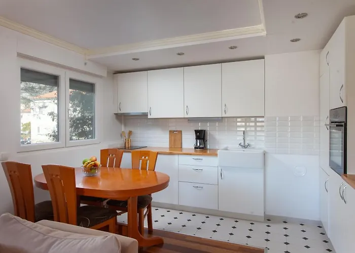 Break מאקרסקה